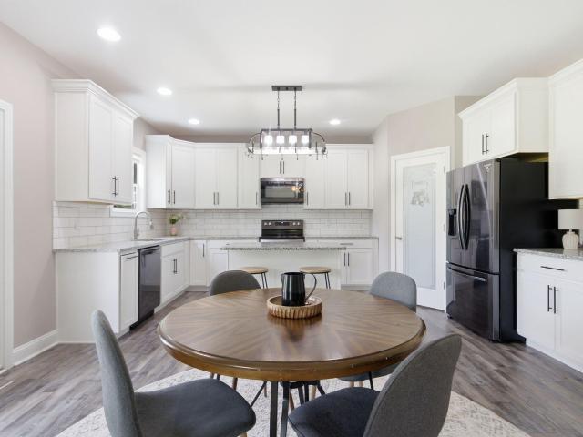 303 Waco Heights