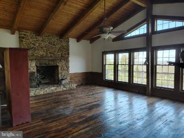 303 Willeva Road
