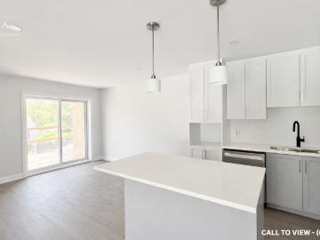 303C 10 Mechanic St W, Maxville, Ontario K0C 1T0 BEAUTIFUL 2 BEDROOM APARTMENT WITH MODERN UPGRADES [object Promise] for Rent
