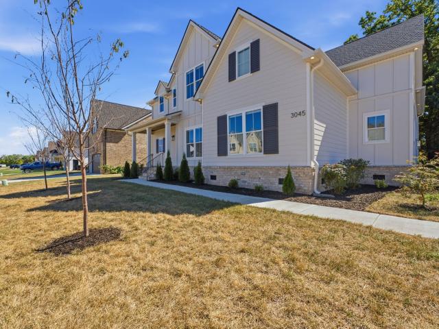 3045 Shady Forest Dr