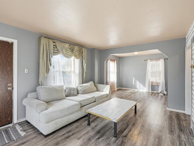 3047 E 165th Street