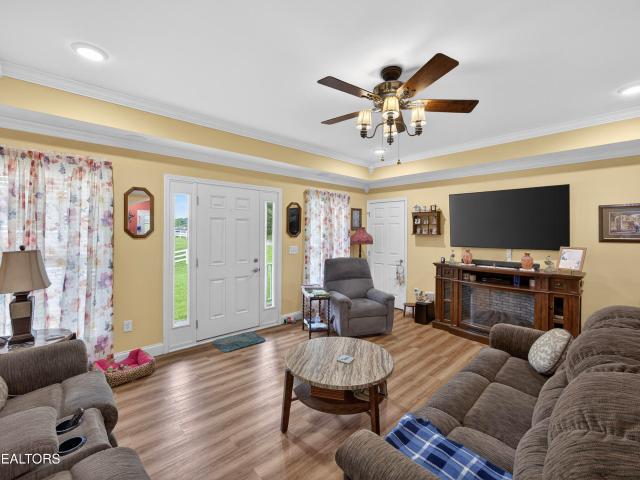 3040 Shipley Rd