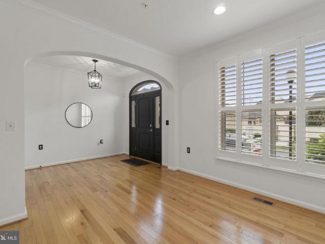 3041 Jacobs Garden Lane