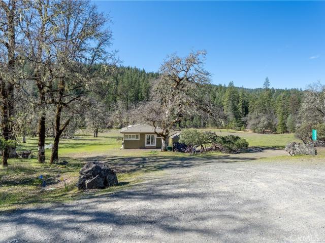30429 Ridgewood Drive