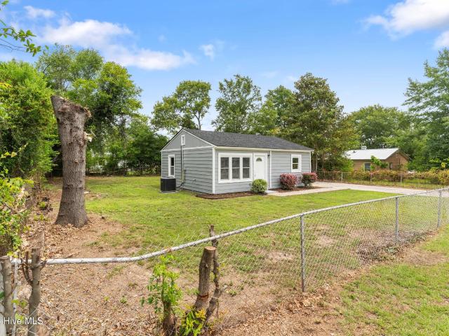 3042 Collier Road
