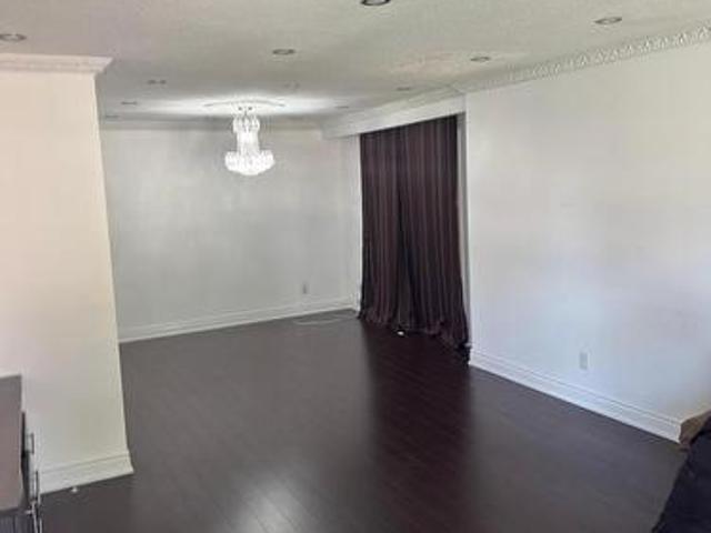 3043 Coral Drive, Mississauga, ON, L4T 1Z2 house for lease | Listing ID W13803 | Royal LePage