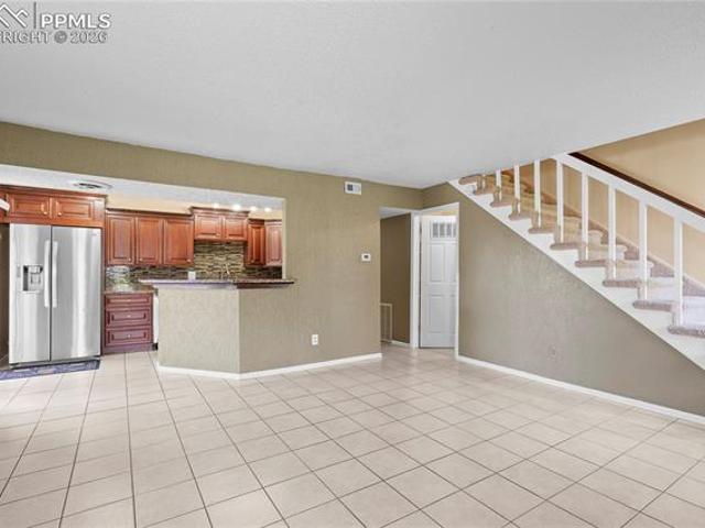 3043 E Fountain Boulevard