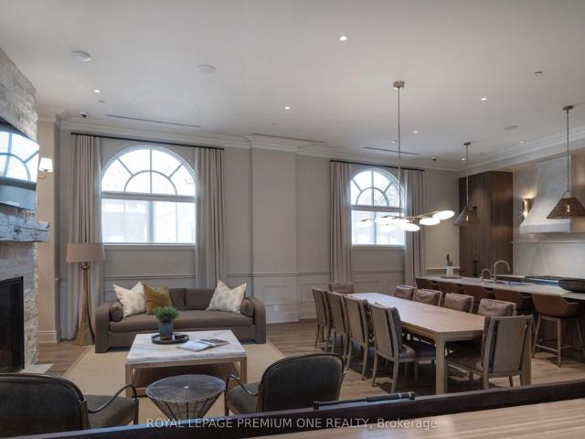 304 38 Earlington Avenue, Toronto