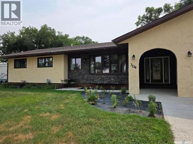304 4Th Avenue Se, Swift Current, SK, S9H 3L8 house for sale | Listing ID SK043550 | Royal LePage