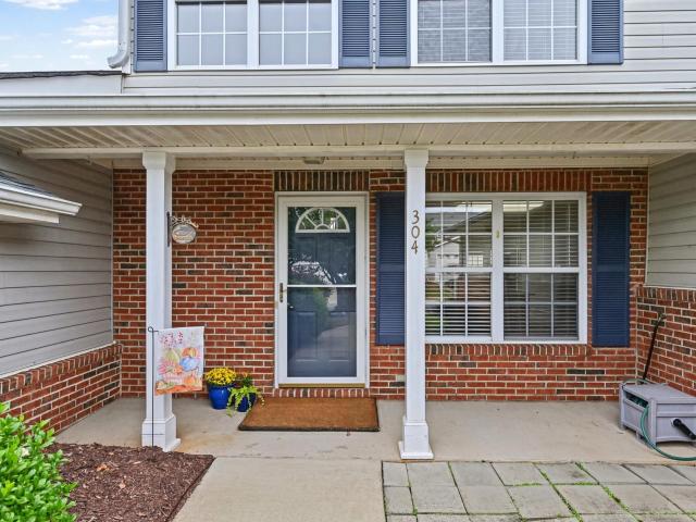 304 Crepe Myrtle Way