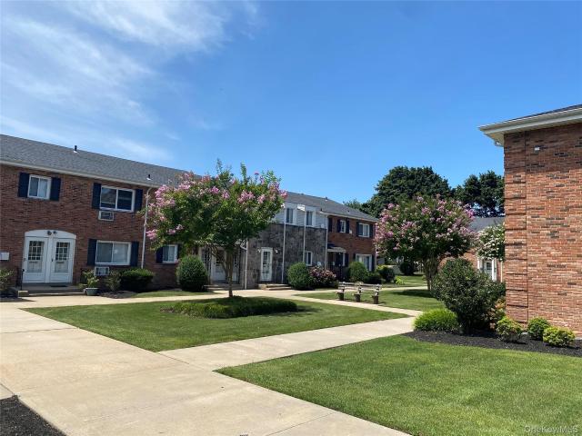 304 Dawson Ln, Jericho, NY 11753 | MLS #992243