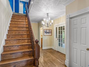 304 Forest Avenue SW
