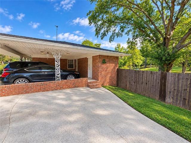304 Fayetteville Road
