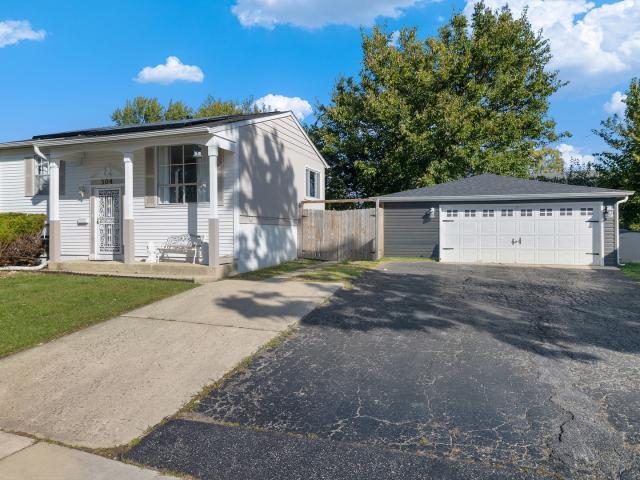304 Hamrick Avenue