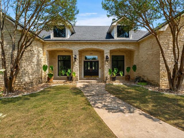 304 Harmony Ln