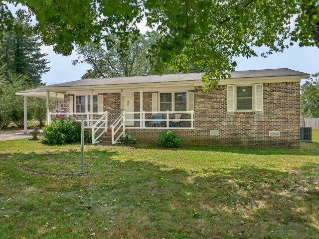304 Highland Dr