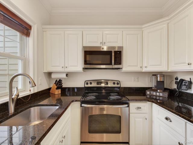 304 Ivy Trail