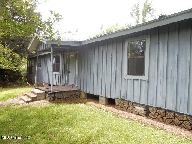 304 Old Highway 21