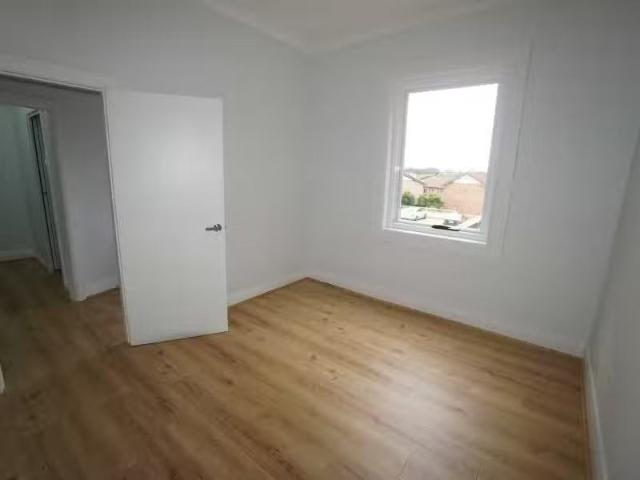 304 Liverpool Rd, Enfield House for rent Listed by Alex Catan.
