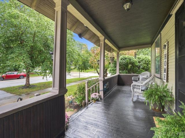 304 N Worth Avenue