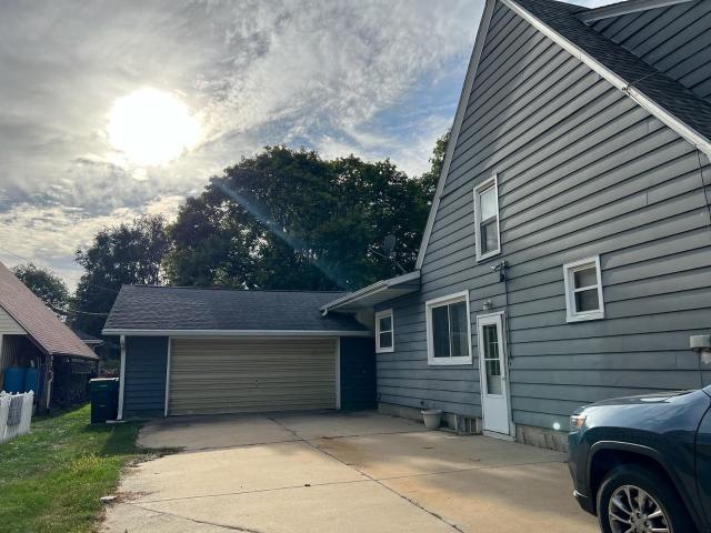 304 N Maple Avenue