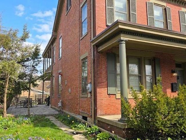 304 S West Street