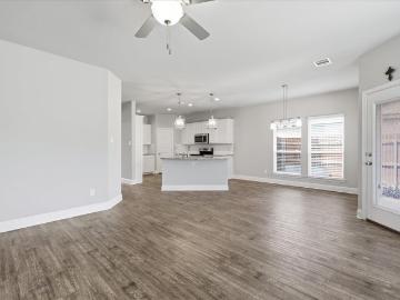 304 Paloma Street