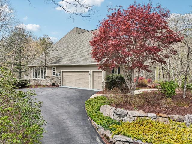 304 Pine Forest Trace