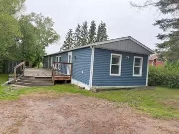 304 Railway Street, Paradise Hill, SK, S0M 2G0 house for sal.