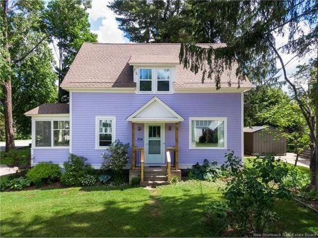 304 Woodstock Rd, Fredericton, NB, E3B 2J1 house for sale | Listing ID NB141967 | Royal LePage