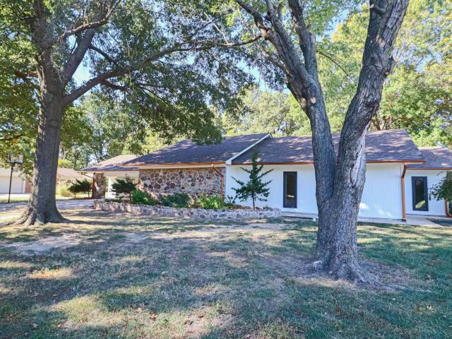 304 Westwood Circle