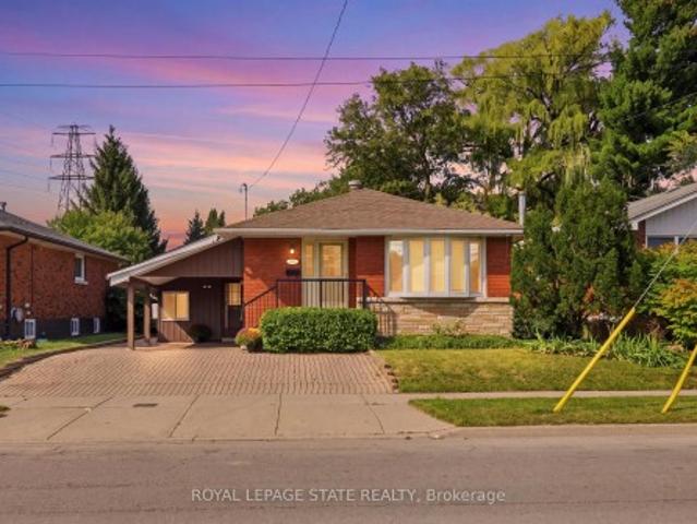 304 Whitney Avenue, Hamilton, ON, L8S 2H2 house for sale | Listing ID X13761 | Royal LePage
