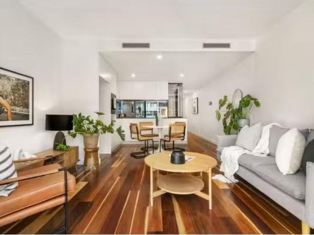 305/4 Anzac Park, Campbell Apartment for rent Listed by Clien.