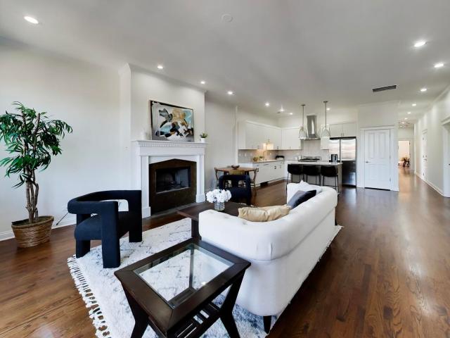 3056 N Clybourn Avenue # 3S