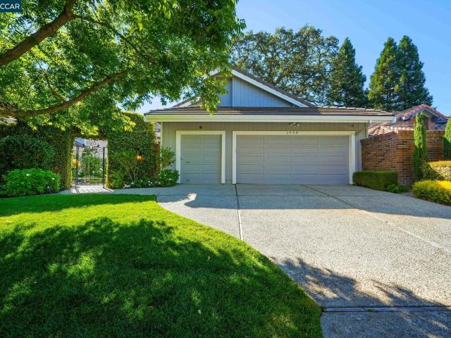 3058 Live Oak Ct