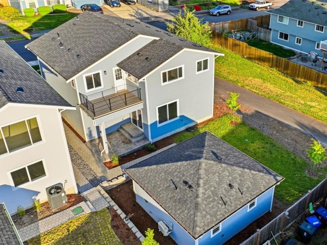 3058 44th Avenue NE