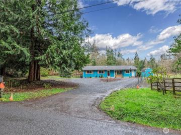 3050 NE Sawdust Hill Road