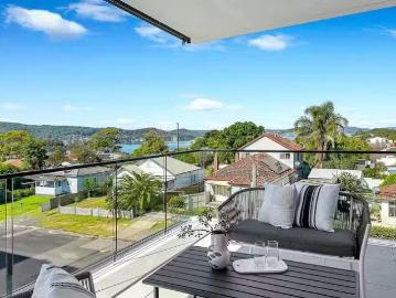 305/179 Albany Street, Point Frederick, NSW 2250