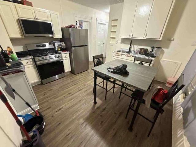 3052 N Buffum St, Unit 1 4