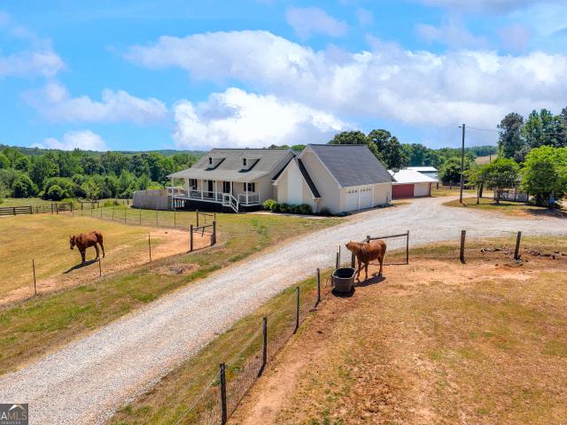 3052 Highway 145