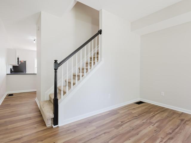 3052 Roundway Down Lane
