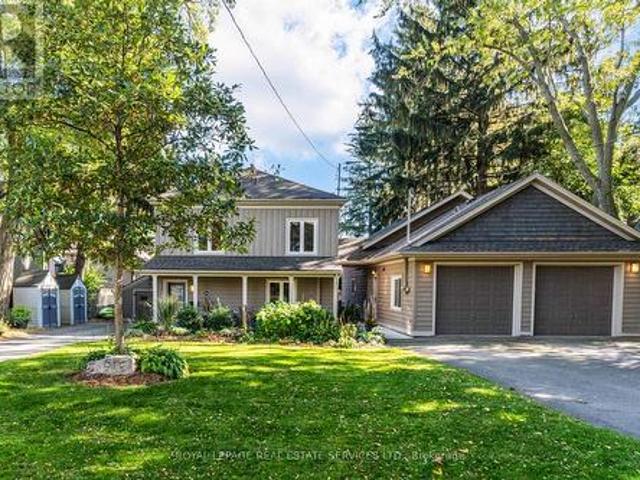 3052 Seneca Drive, Oakville, ON, L6L 1A9 house for sale | Listing ID W14108 | Royal LePage