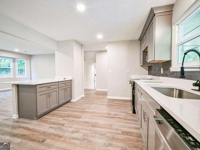 3053 Brook Lane