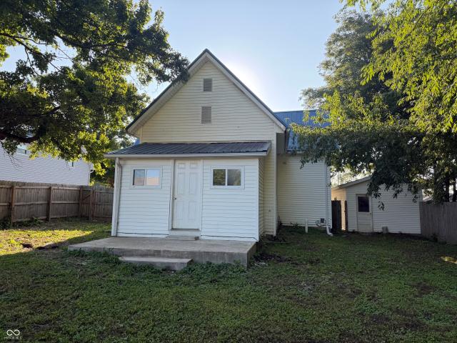 305 2nd Street
