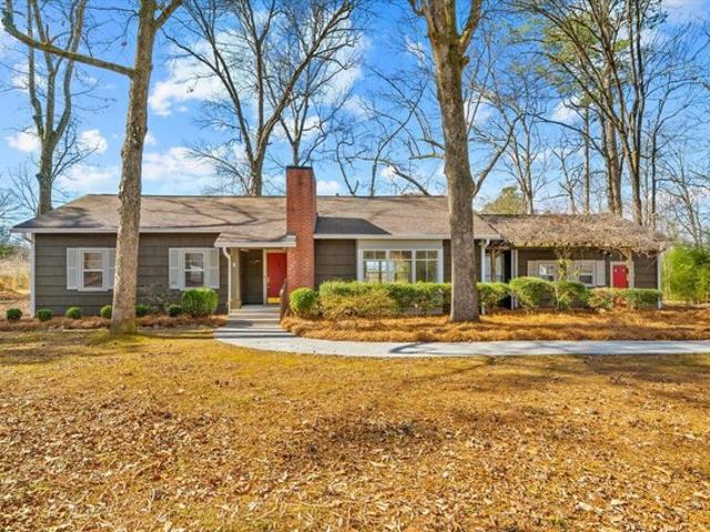 305 Charles Rd, Chatsworth, GA 30705