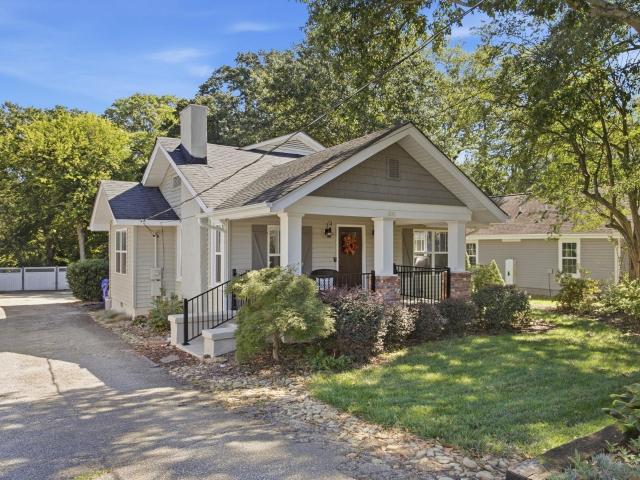 305 Beechwood Avenue