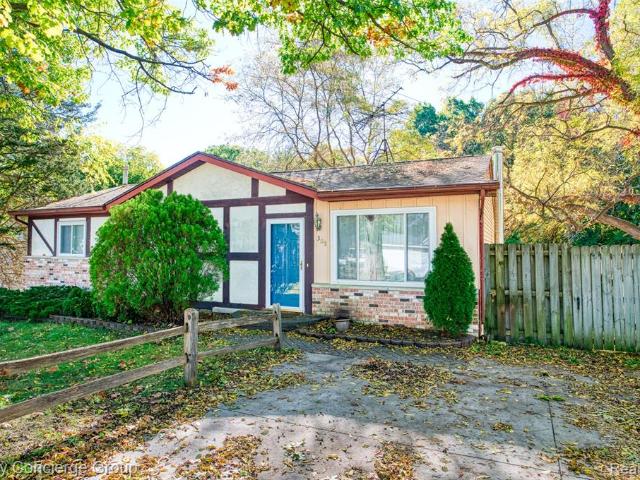 305 Brighton Lake Road