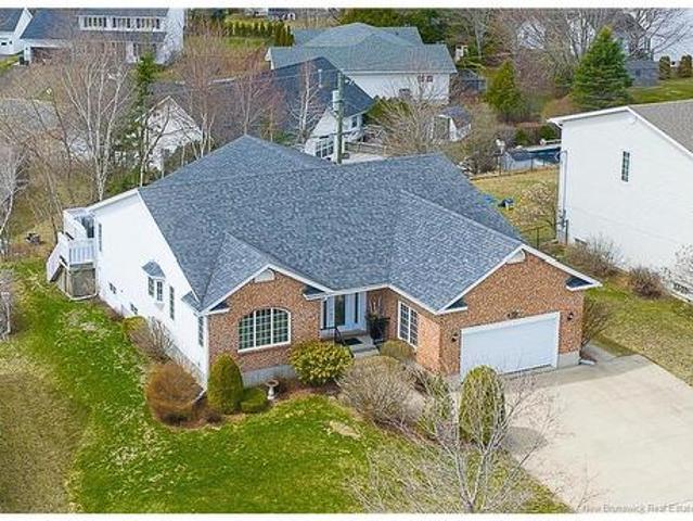 305 Douglas Ave, Fredericton, NB, E3A 5T1 house for sale | Listing ID NB137918 | Royal LePage