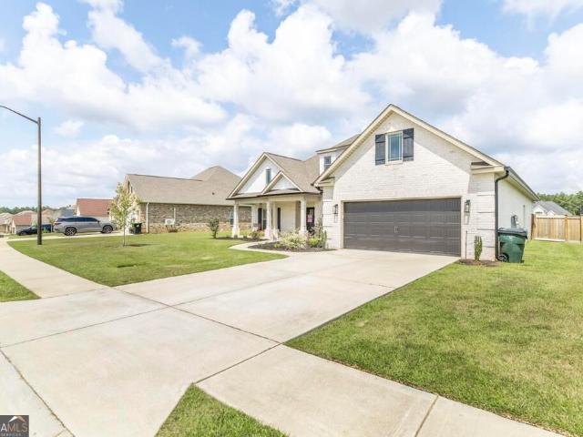 305 Foxberry Nook