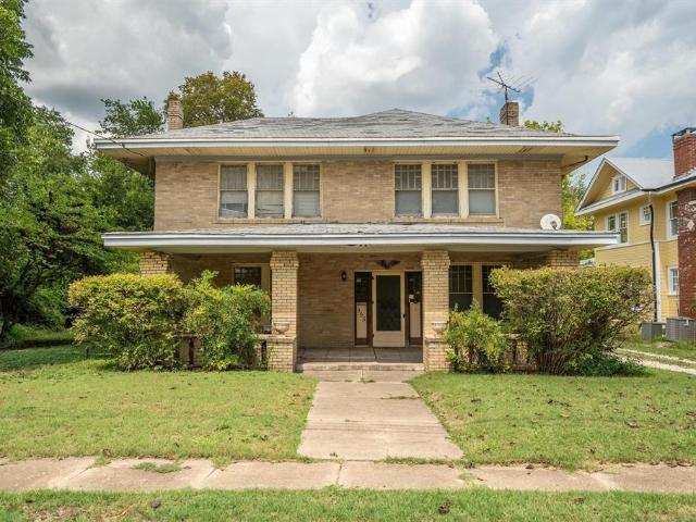 305 Hill St, Farmersville, TX 75442 | MLS #21024
